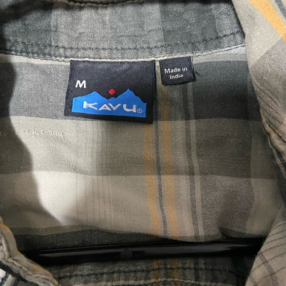 KAVU Button Up Short Sleeve - Picture 7 of 7